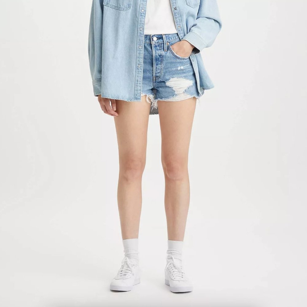 Levi's 501 100% Cotton High Waisted Light Wash Blue Denim Jean Cut off Shorts 29